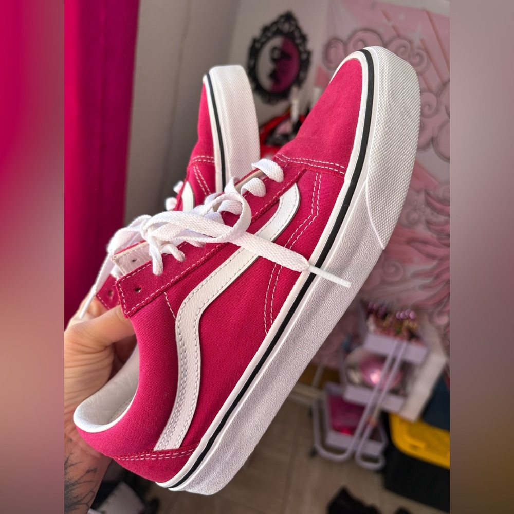 Vans Fuchsia and White Canvas Sneakers W10